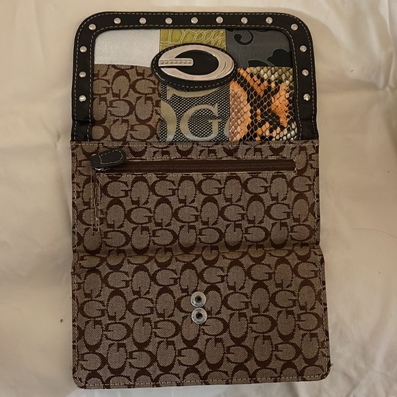 Guess wallet with patchwork design - Picture 4 of 4